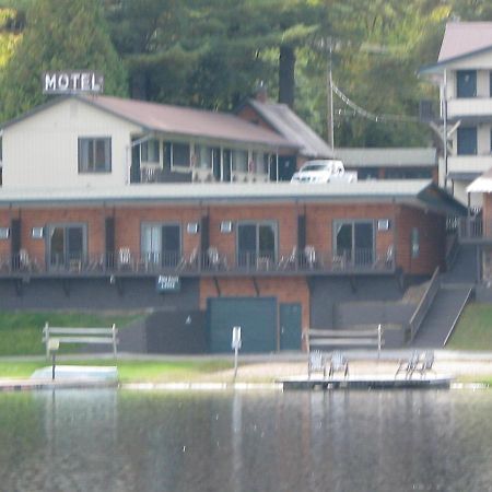 Pine Knoll Hotel Lakeside Lodge & Cabin 올드 포지 외부 사진