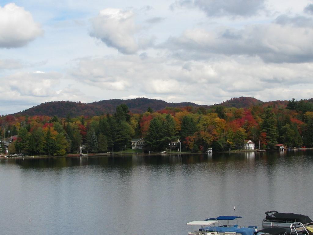 Pine Knoll Hotel Lakeside Lodge & Cabin 올드 포지 객실 사진