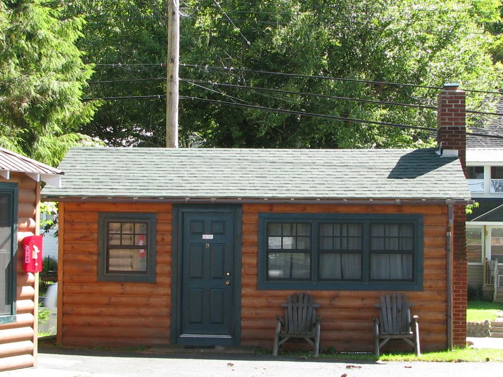 Pine Knoll Hotel Lakeside Lodge & Cabin 올드 포지 객실 사진