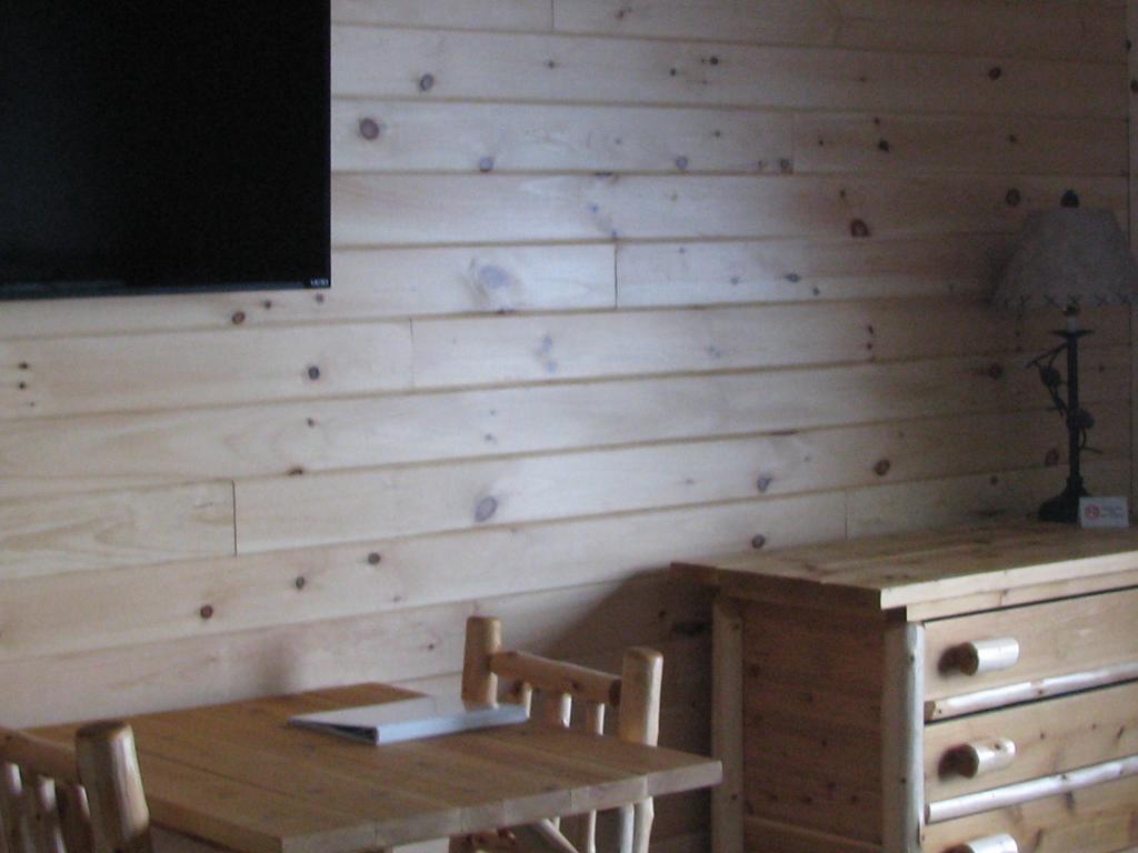 Pine Knoll Hotel Lakeside Lodge & Cabin 올드 포지 외부 사진