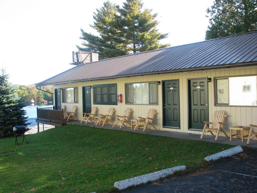Pine Knoll Hotel Lakeside Lodge & Cabin 올드 포지 객실 사진