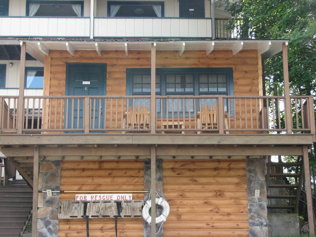 Pine Knoll Hotel Lakeside Lodge & Cabin 올드 포지 객실 사진